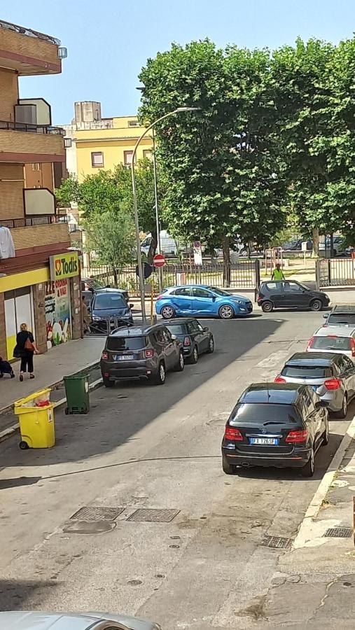 Appartamento Incantevole Al Centro Di Torvaianica Exterior foto