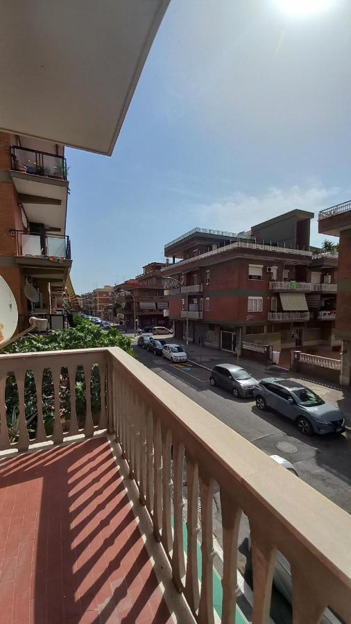 Appartamento Incantevole Al Centro Di Torvaianica Exterior foto